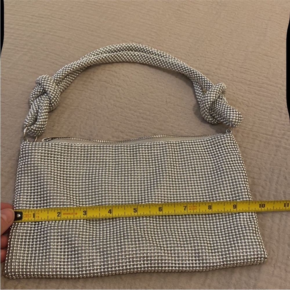 JEWEL BADGLEY MISCHKA BEAUTIFUL SILVER BAG . Perfect for evening party. New . - Picture 4 of 7